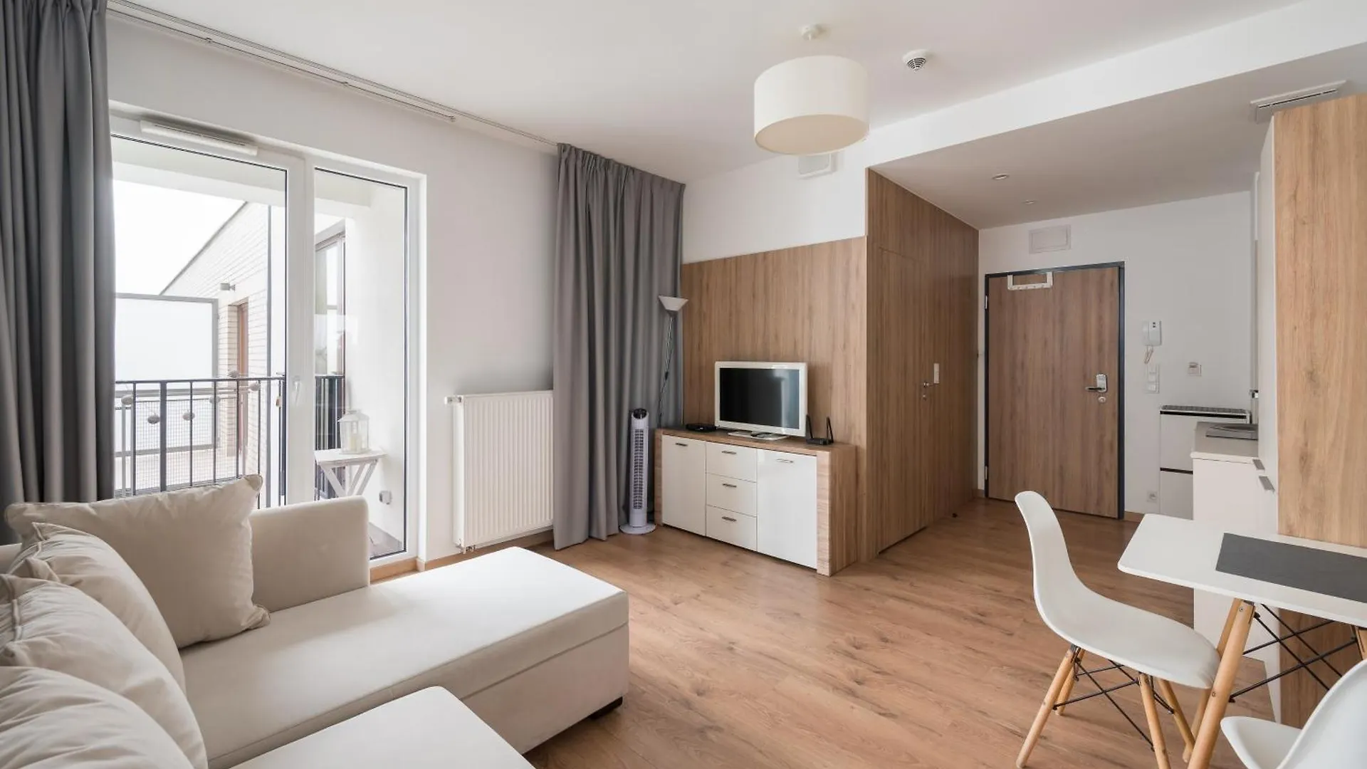 Wolska Residence Deluxe Studio Warsaw