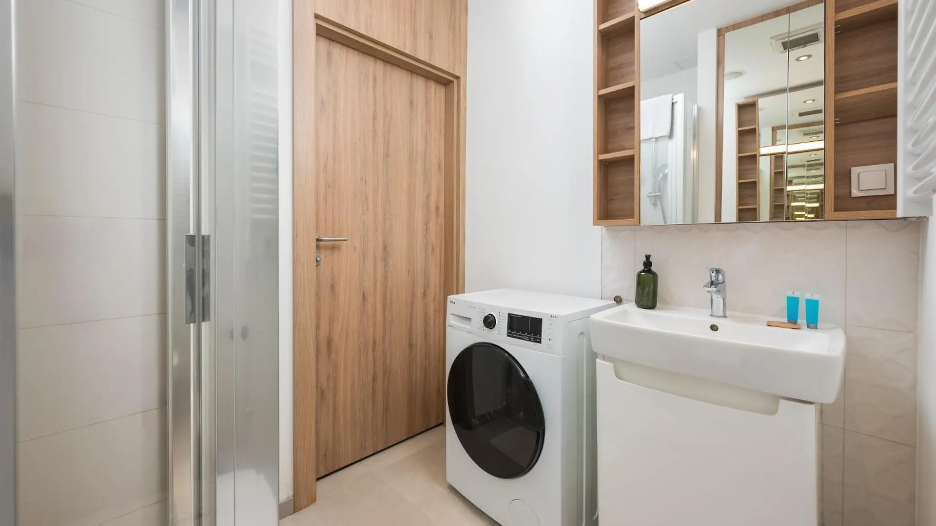 Apartment Wolska Residence Deluxe Studio Warsaw