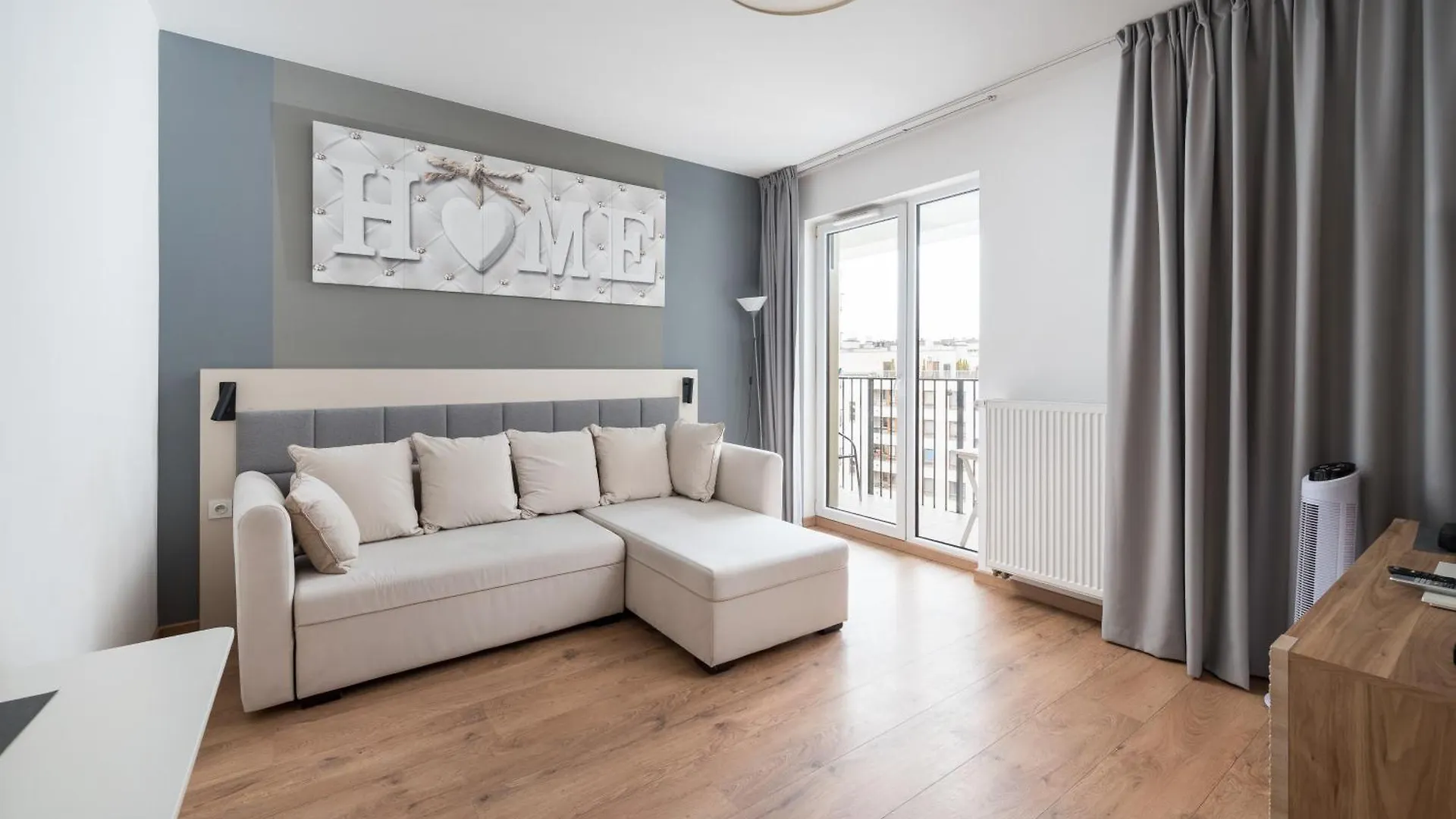 Wolska Residence Deluxe Studio Warsaw